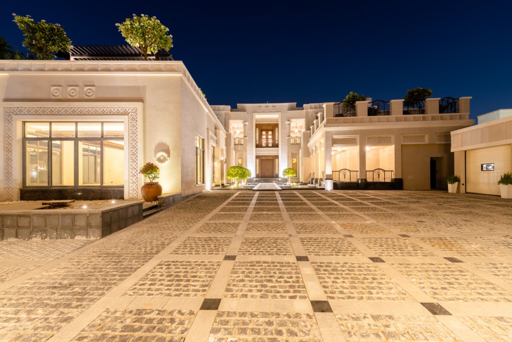 Emirates Hills — photo 32