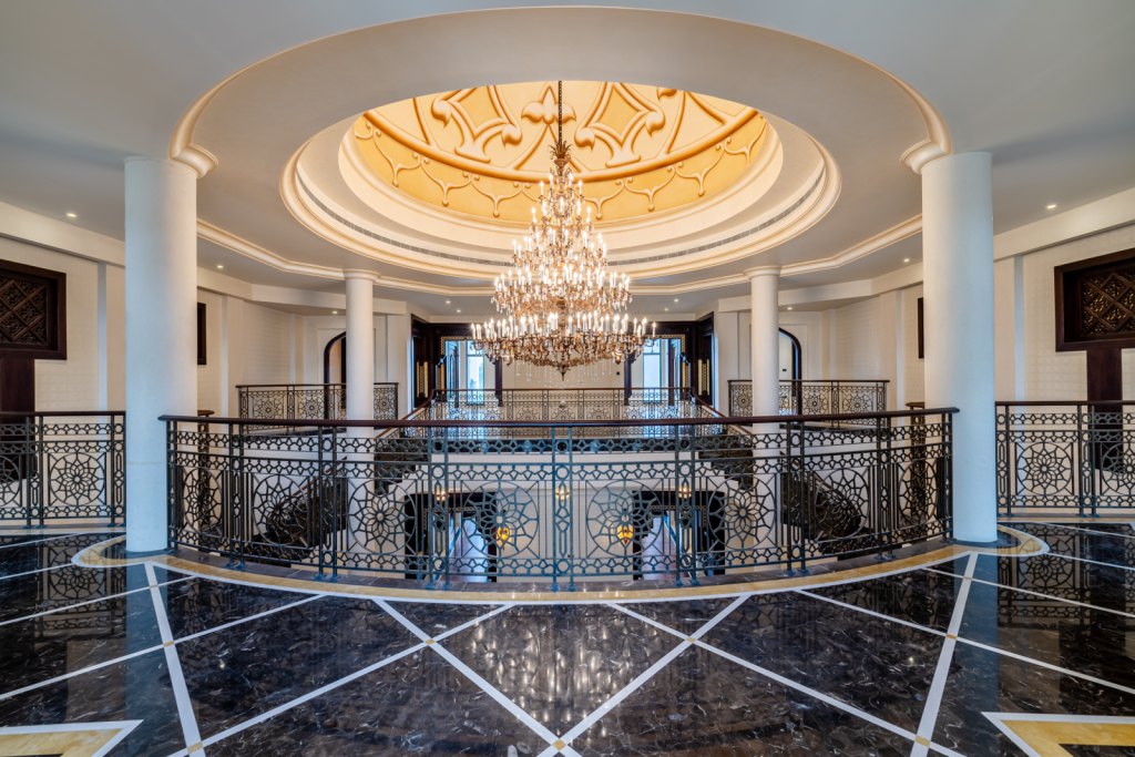 Emirates Hills — photo 13