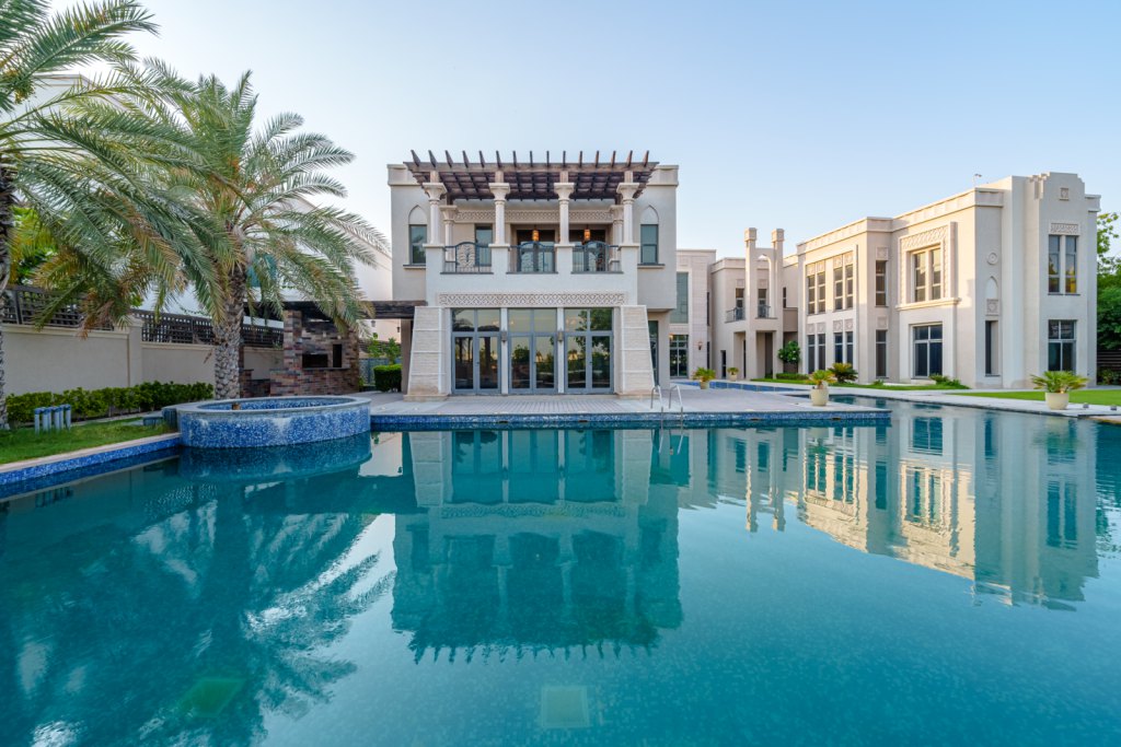 Emirates Hills — photo 22